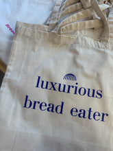Загрузить изображение в средство просмотра галереи, luxurious bread eater
